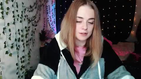 sofia_rosemary online show from 09-30-25, 01:49