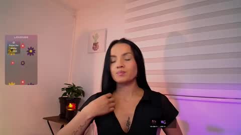 Jessica Sofia  online show from 09-09-25, 04:01