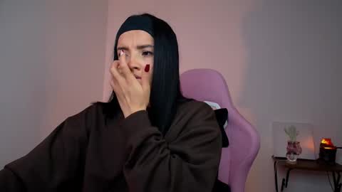 Jessica Sofia  online show from 10-19-25, 07:03