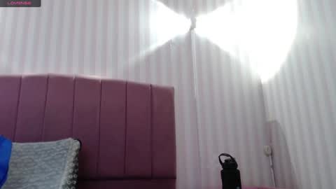 Sofa online show from 01-27-25, 11:11