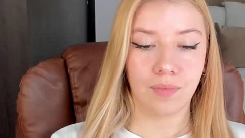 Sofia online show from 12-18-24, 03:11