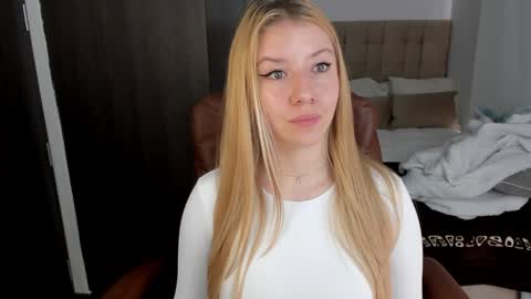 Sofia online show from 12-27-24, 03:48
