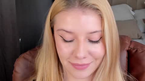 Sofia online show from 01-05-25, 04:06