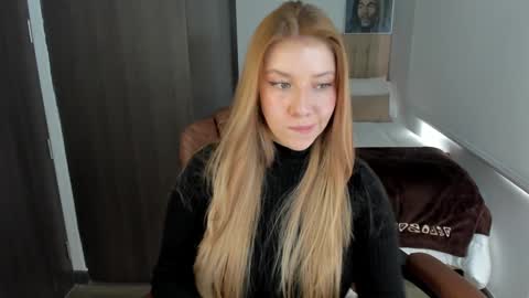 Sofia online show from 01-13-25, 06:38