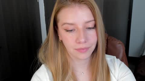 Sofia online show from 01-28-25, 06:07