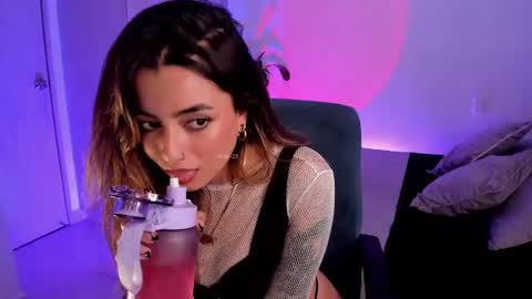 Snapshot of sofia_xgray chatting on 03-05-25, 09:15 Sofia online show from 03-05-25, 09:15