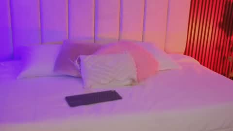 Snapshot of sofiaa_cortes chatting on 07-18-26, 11:25 Sofi online show from 07-18-26, 11:25