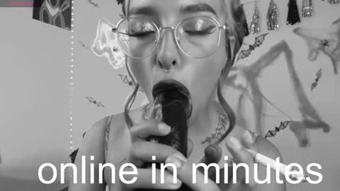 Snapshot of sofiaafoxx chatting on 02-20-25, 03:56 Sofia online show from 02-20-25, 03:56