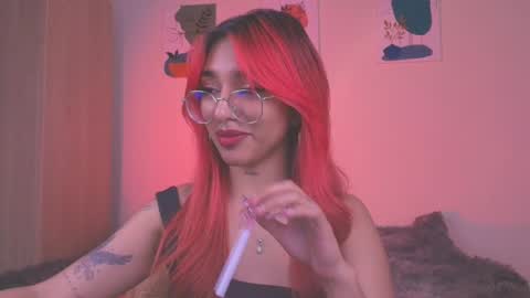 Snapshot of sofiaafoxx chatting on 10-24-25, 06:48 Sofia online show from 10-24-25, 06:48