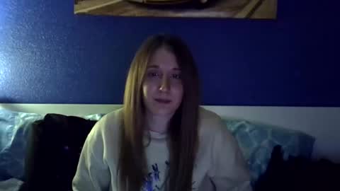 sofiaafrodita online show from 12-16-25, 05:07