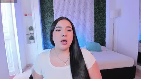 Sofia caramel online show from 11-25-25, 04:29