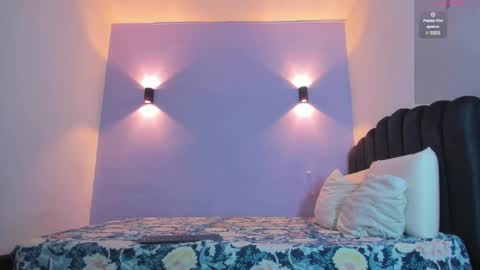 Snapshot of sofiaclaus_19 chatting on 01-08-25, 07:13 Sofia online show from 01-08-25, 07:13