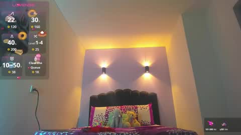 Snapshot of sofiaclaus_19 chatting on 09-17-25, 04:14 Sofia online show from 09-17-25, 04:14