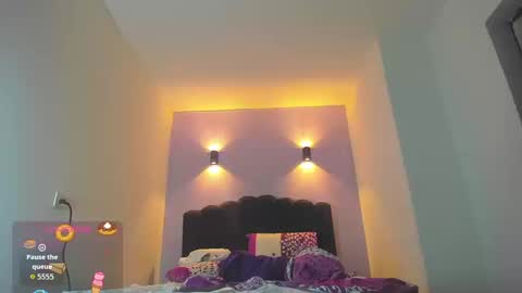 Snapshot of sofiaclaus_19 chatting on 09-19-25, 04:25 Sofia online show from 09-19-25, 04:25