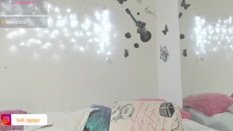 Snapshot of sofiacruz16 chatting on 02-05-25, 10:19 sofiacruz16 online show from 02-05-25, 10:19