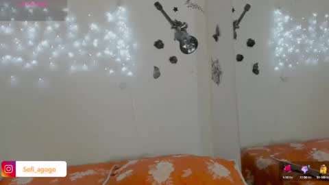 Snapshot of sofiacruz16 chatting on 03-08-25, 05:49 sofiacruz16 online show from 03-08-25, 05:49