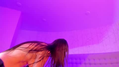 SofiaFontaine online show from 12-17-25, 05:24