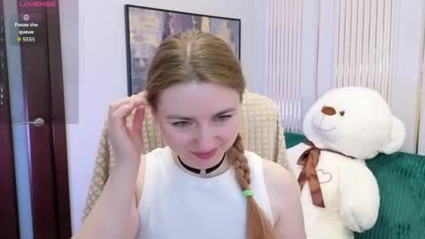 Sofia online show from 03-09-26, 12:58