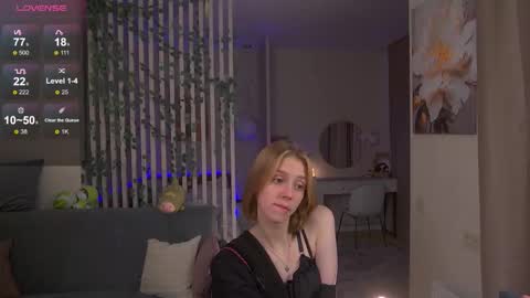 Sofia Help me overcome shynes with 100 thumbs up online show from 10-12-25, 06:51