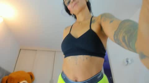 SOFIA independent model  online show from 12-29-24, 05:44