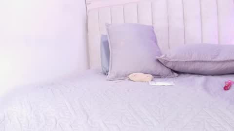 Snapshot of sofiavelezz_ chatting on 02-27-26, 11:54 Sofia Velez online show from 02-27-26, 11:54