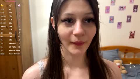 Snapshot of sofiaxshow chatting on 02-10-26, 11:09 Sofi online show from 02-10-26, 11:09