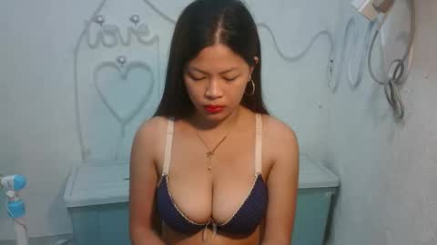 Snapshot of sofie_loorexx chatting on 04-30-26, 10:36 sofie_loorexx online show from 04-30-26, 10:36