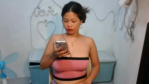 Snapshot of sofie_loorexx chatting on 05-11-26, 04:48 sofie_loorexx online show from 05-11-26, 04:48