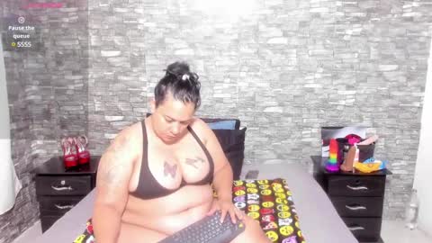 Vicky  online show from 02-17-25, 10:18