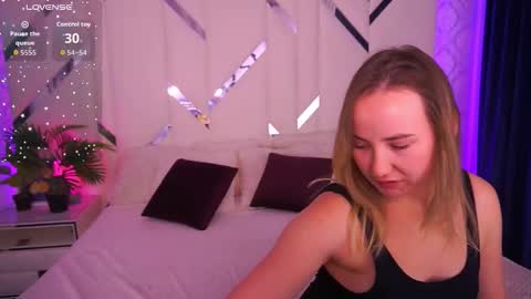 Sofie online show from 11-06-25, 11:59