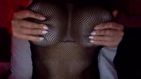 Sofie say yes online show from 06-23-26, 04:10
