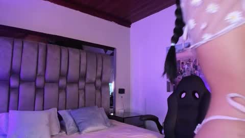  sofie  online show from 03-24-26, 06:13