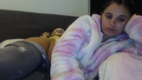 Snapshot of sofigarcia17 chatting on 01-26-25, 03:06 sofi online show from 01-26-25, 03:06