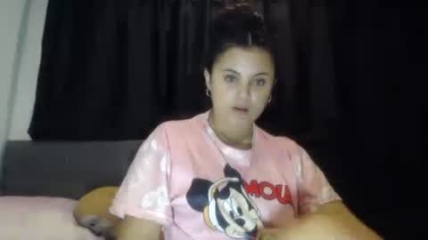 Snapshot of sofigarcia17 chatting on 02-27-25, 02:21 sofi online show from 02-27-25, 02:21