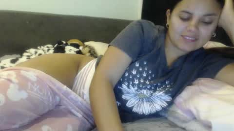 Snapshot of sofigarcia17 chatting on 09-10-25, 03:17 sofi online show from 09-10-25, 03:17