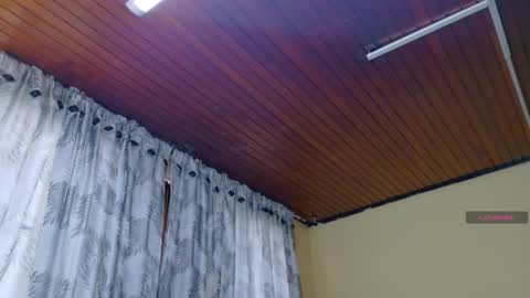 sofii_cute01 online show from 01-09-26, 12:19