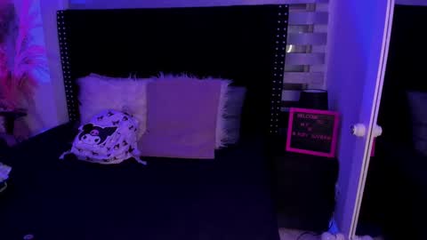 Snapshot of sofiia_rubb chatting on 02-08-25, 04:03 Sofia online show from 02-08-25, 04:03