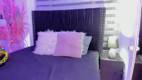 Snapshot of sofiia_rubb chatting on 02-09-25, 04:04 Sofia online show from 02-09-25, 04:04