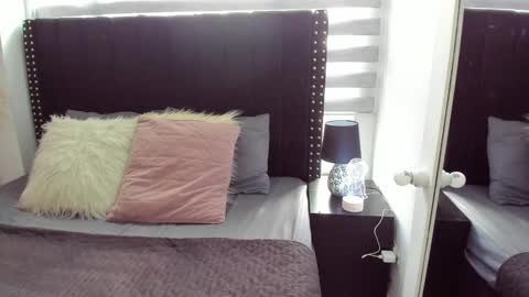 Snapshot of sofiia_rubb chatting on 02-20-25, 08:14 Sofia online show from 02-20-25, 08:14