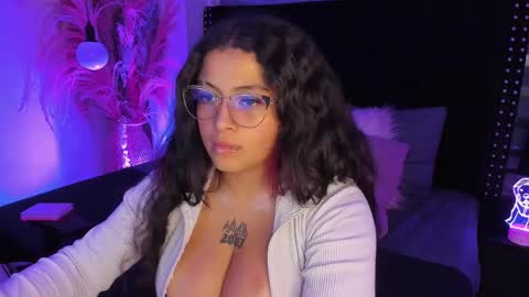 Snapshot of sofiia_rubb chatting on 02-24-25, 09:10 Sofia online show from 02-24-25, 09:10