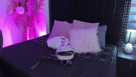 Snapshot of sofiia_rubb chatting on 03-05-25, 10:11 Sofia online show from 03-05-25, 10:11