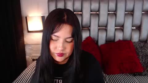 Snapshot of sofiia_vega_ chatting on 04-21-26, 11:49 sofiia_vega_ online show from 04-21-26, 11:49