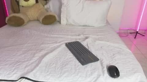   online show from 04-27-26, 09:46