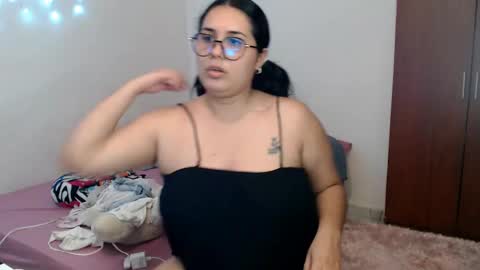 Snapshot of sofimabelnasty19 chatting on 10-09-25, 11:36 sofi online show from 10-09-25, 11:36