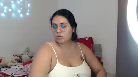 Snapshot of sofimabelnasty19 chatting on 10-26-25, 02:06 sofi online show from 10-26-25, 02:06
