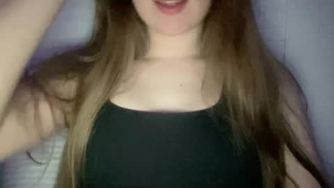 Snapshot of sofinovvak chatting on 04-13-26, 08:14 Sofi online show from 04-13-26, 08:14