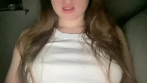 Snapshot of sofinovvak chatting on 04-20-26, 08:32 Sofi online show from 04-20-26, 08:32