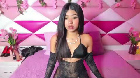 Snapshot of sofirose_111 chatting on 06-26-26, 02:43 Sofi online show from 06-26-26, 02:43