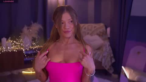 Snapshot of sofitailsss chatting on 02-27-26, 09:09 Sofia online show from 02-27-26, 09:09