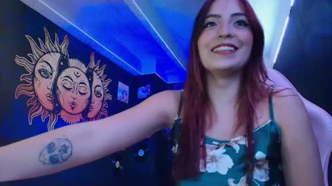 Snapshot of sofnicol_ chatting on 03-31-26, 12:01 Nicol online show from 03-31-26, 12:01